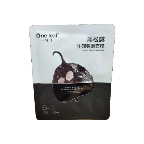 一叶子黑松露沁润弹滑面膜