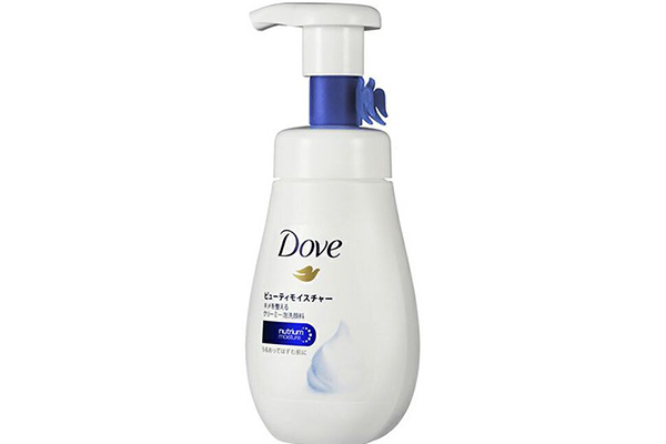多芬Dove润泽洁面慕斯（日本）